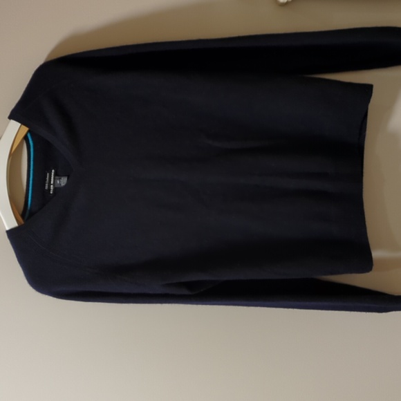 🔥Price Drop🔥🎉HP🎉❄️Club Monaco Men's Lightweight 100% Cashmere V-Neck Sweater - Picture 3 of 8